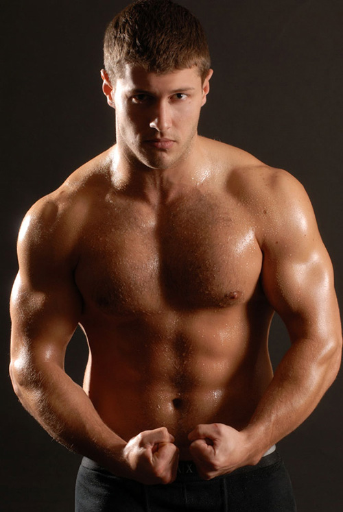 football-muscle-man-andrew-1